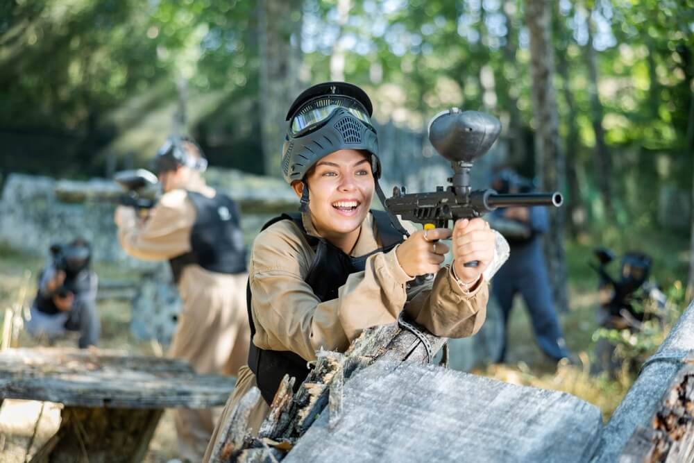 サバイバルゲームデビュー:初心者女性も安心して楽しめる新しいスポーツ