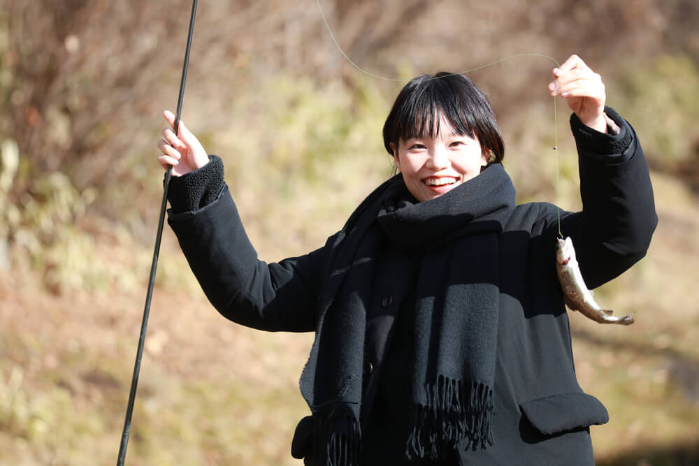 釣りガール急増中!女性が始める新しい釣りライフスタイル