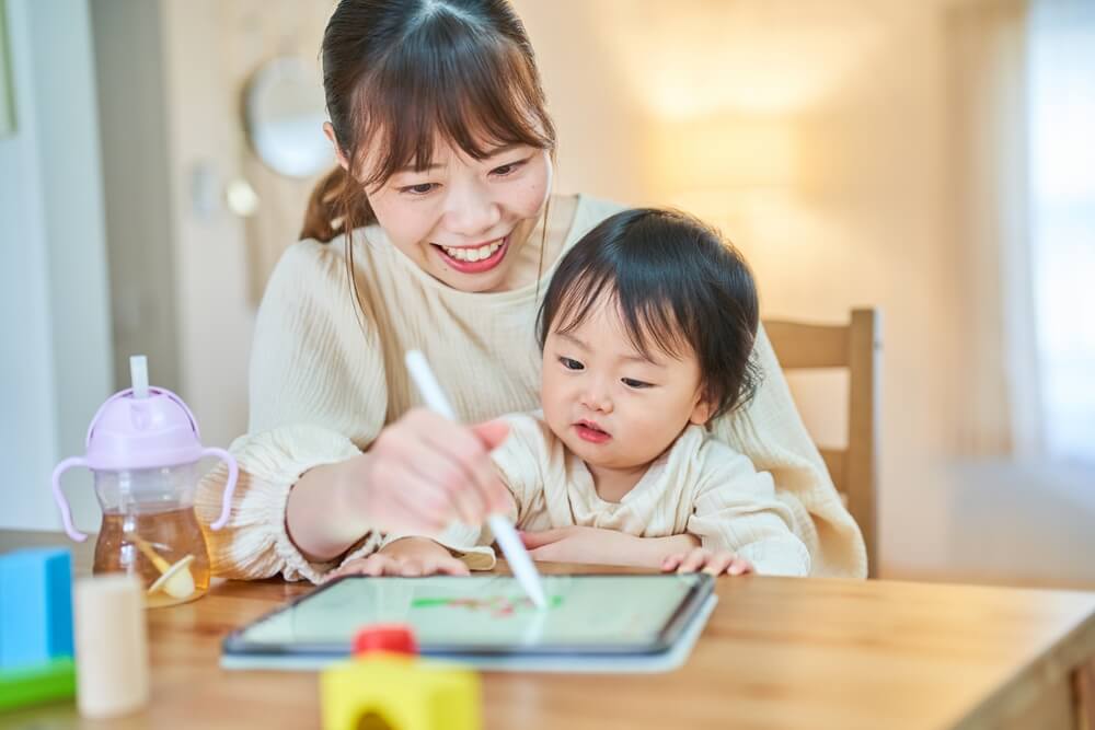 幼児教育×英語イマージョンで国際対応力育成。バイリンガル教育サービスとは