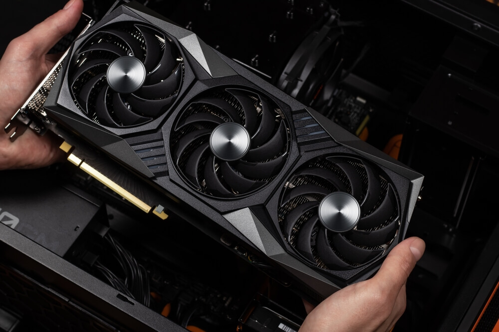 グラフィックボードの中古市場。リファービッシュ事業の収益性と品質保証
