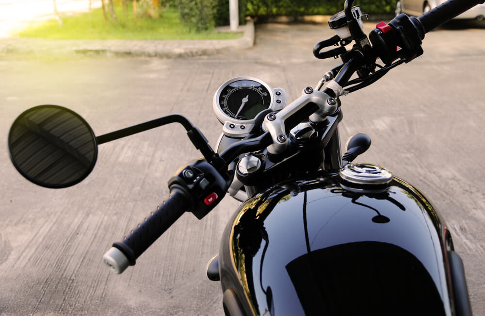 バイク市場復活とバイクローン需要増加の背景分析