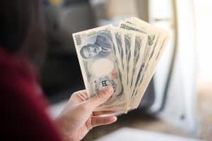 itunesカードコンビニの値段は?1500円~5000円など1円単位の金額指定も可能なんですか?